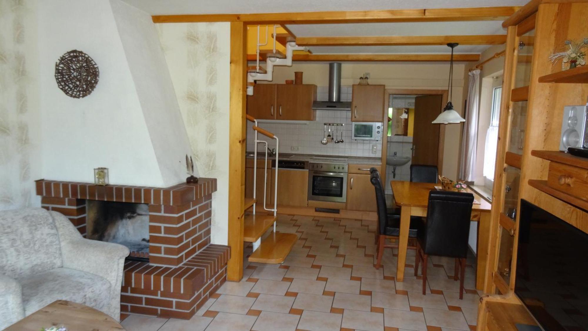 Ferienhaus Im Urigen Garten Bzw Eulenhaus Zingst Esterno foto